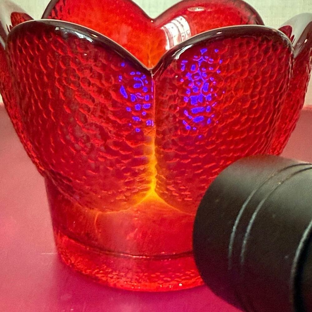 Viking Glass Tulip Votive Orange‑Red • Cadmium Glow • Heavy Art Glass 3.9” × 3”